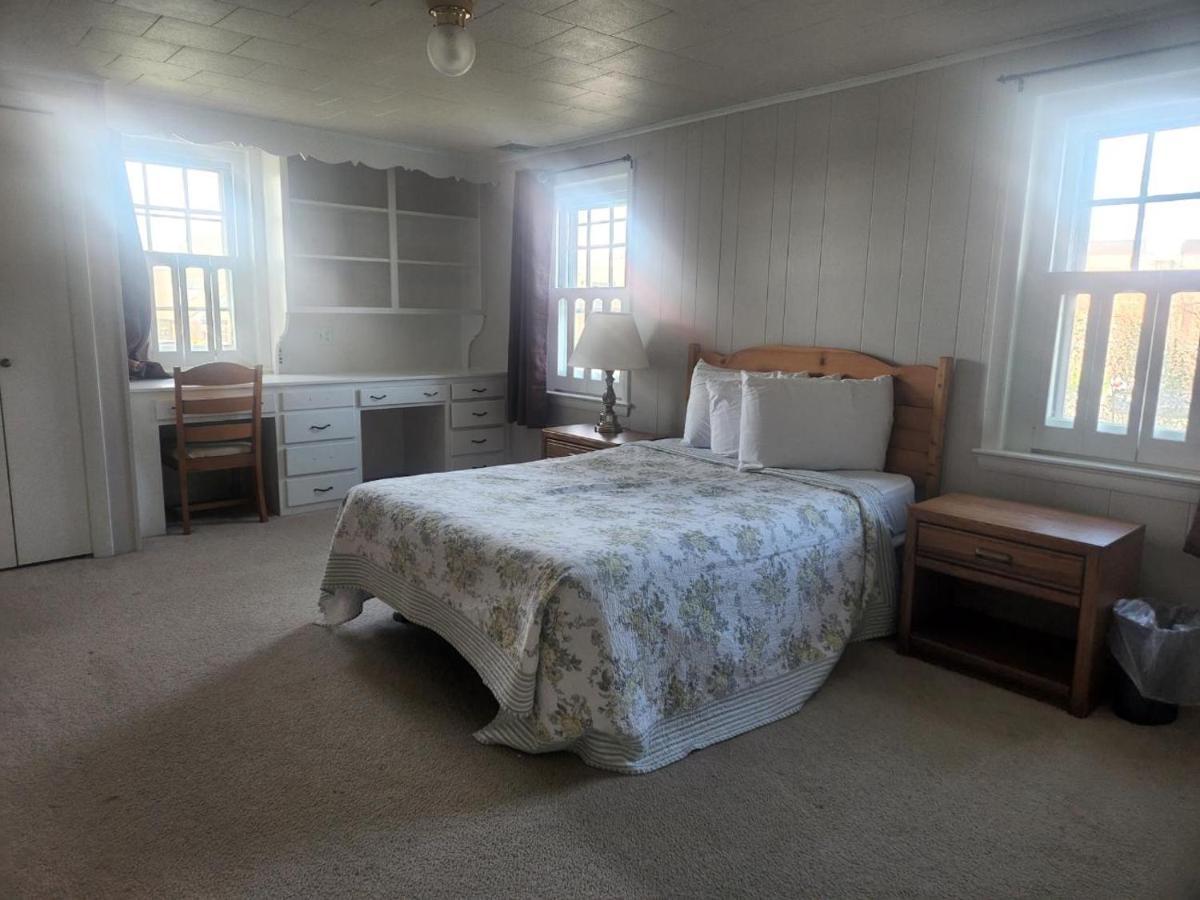 Spruce Lane Lodge And Cottages Smoketown  Экстерьер фото