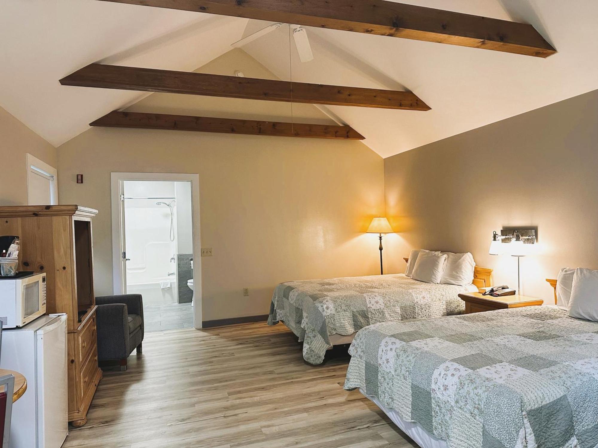Spruce Lane Lodge And Cottages Smoketown  Экстерьер фото
