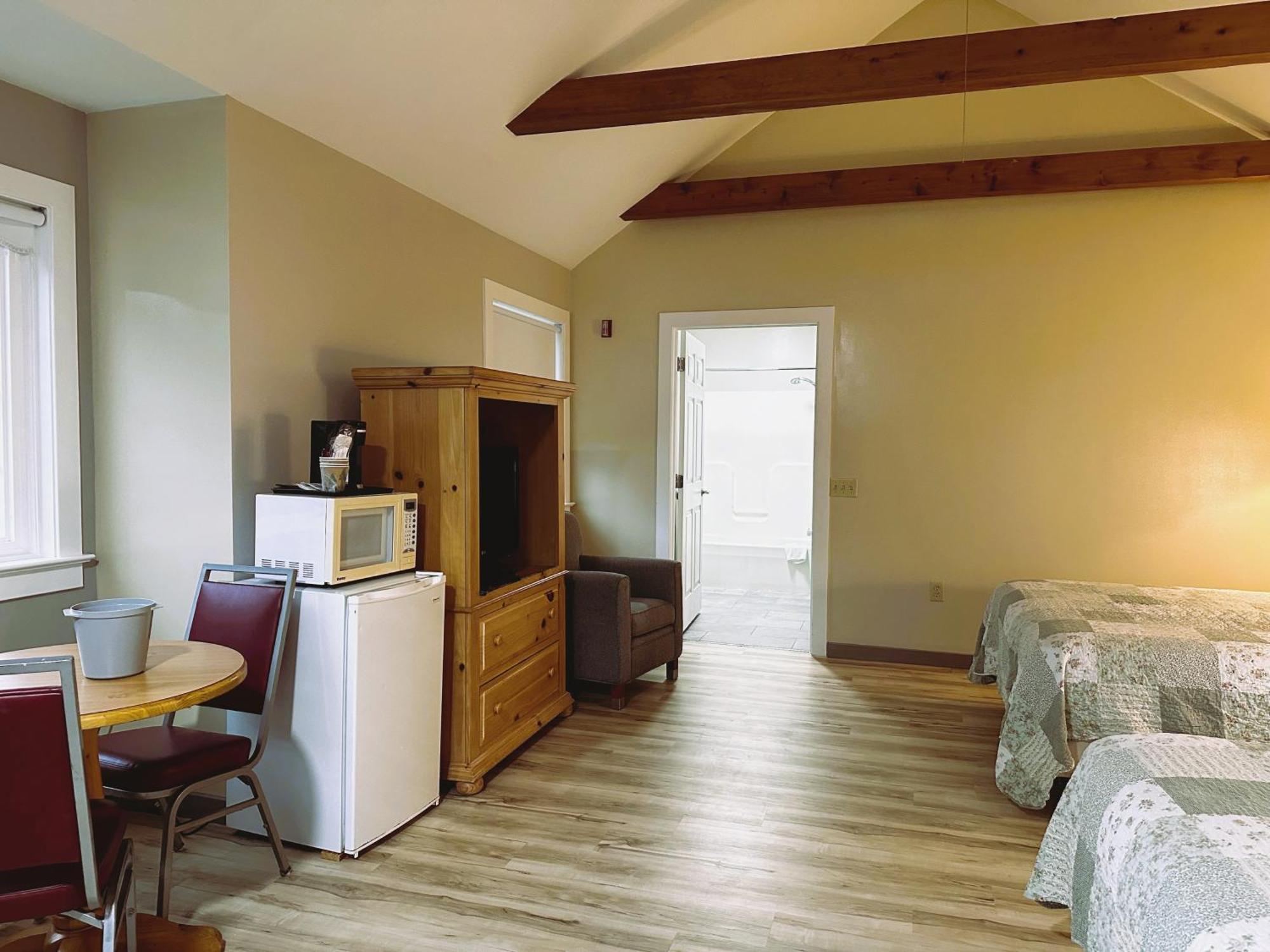 Spruce Lane Lodge And Cottages Smoketown  Экстерьер фото