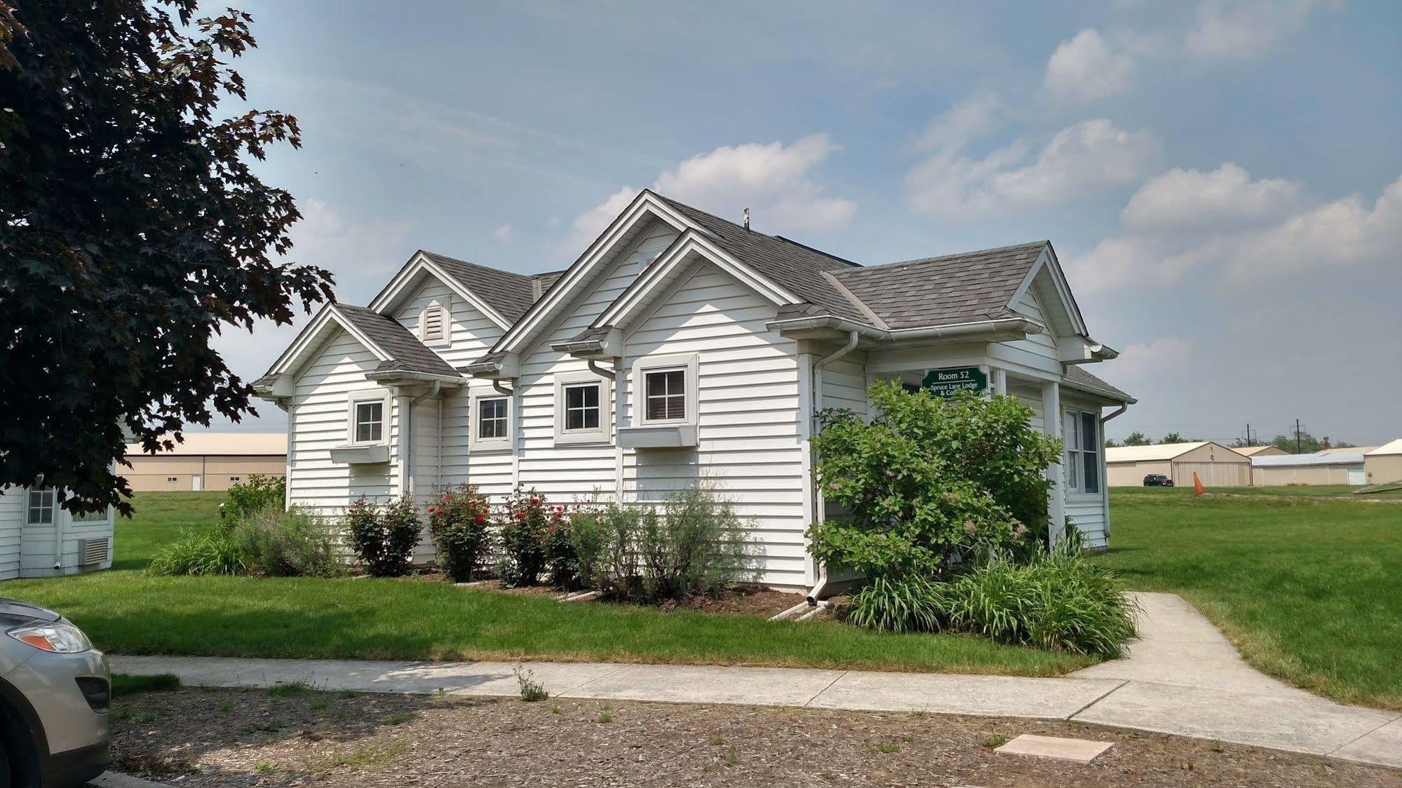 Spruce Lane Lodge And Cottages Smoketown  Экстерьер фото