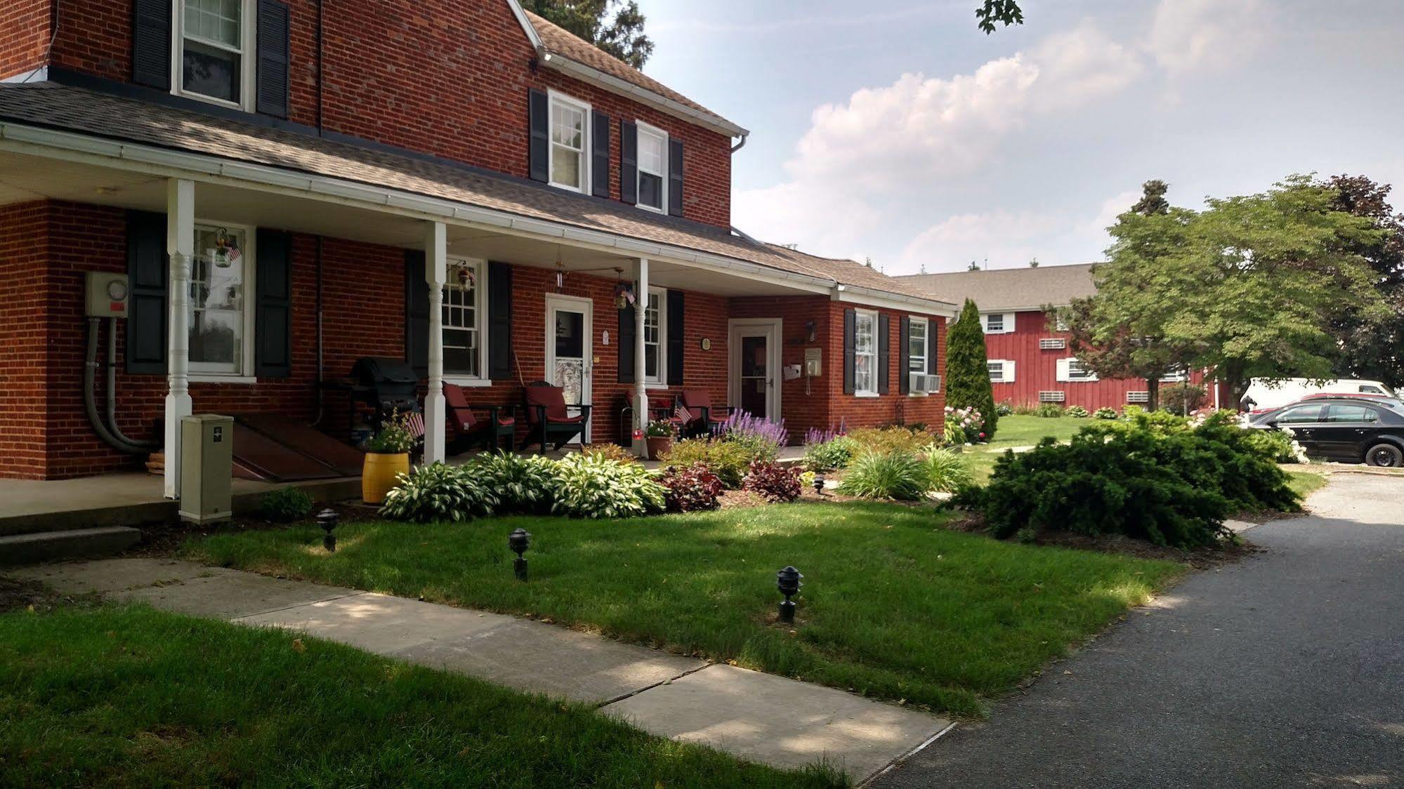 Spruce Lane Lodge And Cottages Smoketown  Экстерьер фото