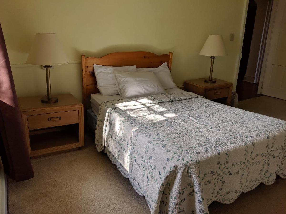 Spruce Lane Lodge And Cottages Smoketown  Экстерьер фото